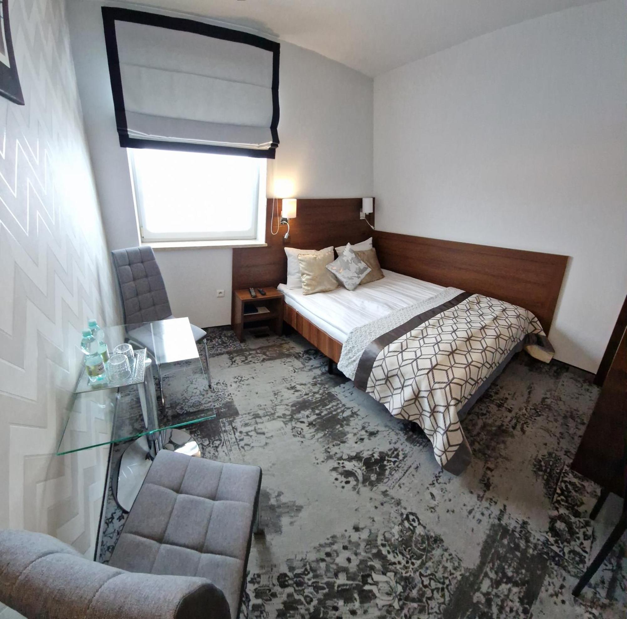Hotel Cynamon Nowy Sącz Exteriér fotografie